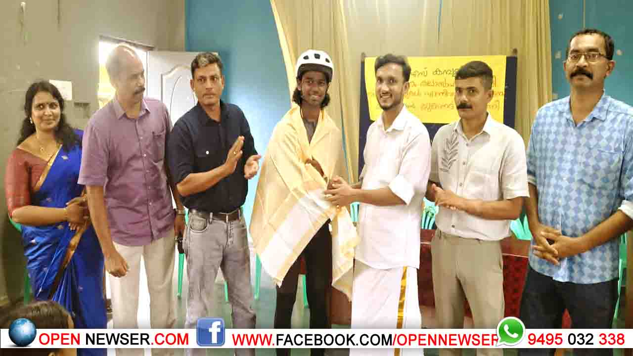 ഒറ്റചക്ര സൈക്കിളില്‍ അബിയുടെ പാന്‍ കേരളയാത്ര: വയനാട്ടില്‍ സ്വീകരണം നല്‍കി 