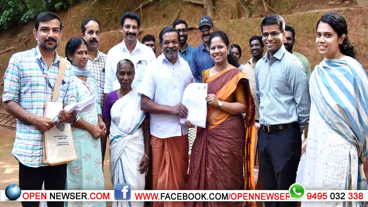 തീവ്ര വോട്ടര്‍പട്ടിക പരിഷ്‌കരണം; വയനാട് ജില്ലാതല എന്യൂമറേഷന്‍ ഫോം വിതരണോദ്ഘാടനം നടത്തി