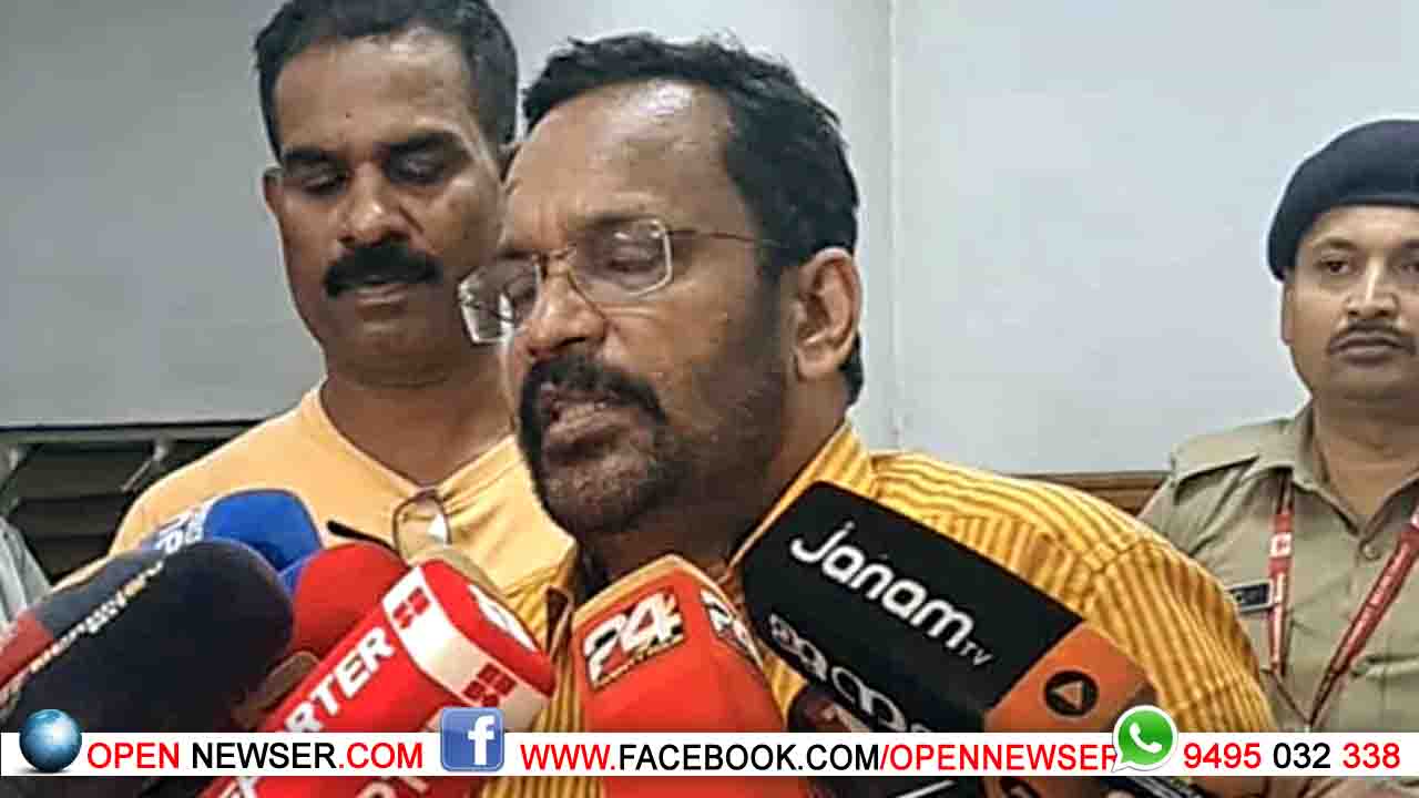 മഴ ഒഴിയാതെ വാഹനങ്ങള് ചുരത്തിലേക്ക് കയറ്റി വിടാന് കഴിയില്ല: മന്ത്രി കെ രാജന്